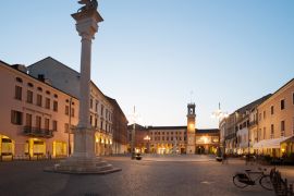 Lais Puzzle - Rovigo - Piazza Vittorio Emanuele am Abend - 2.000 Teile