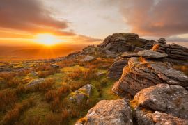 Lais Puzzle - Sonnenuntergang von King's Tor Dartmoor Devon, England - 2.000 Teile