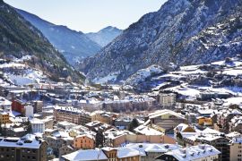 Lais Puzzle - Lager. Andorra - 2.000 Teile