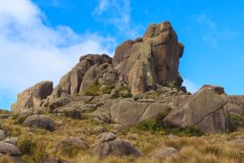 Lais Puzzle - Der Berg Prateleiras im Itatiaia-Nationalpark, Brasilien - 2.000 Teile