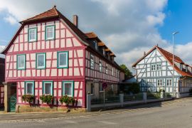 Lais Puzzle - Historical Buildings in the Village of Untermerzbach in Germany - 2.000 Teile