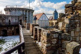 Lais Puzzle - Die Burgruine Friedewald in Hessen Deutschland - 2.000 Teile