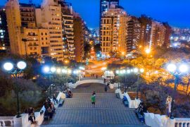 Lais Puzzle - Luftaufnahmen von einer Drohne über die Stadt Cordoba, Argentinien. - 2.000 Teile