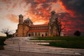 Lais Puzzle - Ansicht der St. Michaelis Kirche, Hildesheim, Deutschland. - 2.000 Teile