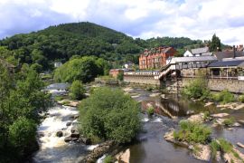 Lais Puzzle - Ansicht von Llangollen in Denbighshire Wales UK - 2.000 Teile