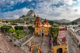 Lais Puzzle - Peña de Bernal, Querétaro, Mexiko - 2.000 Teile