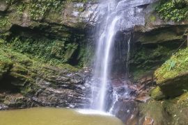 Lais Puzzle - Ahuashiyacu Wasserfall, touristischer Ort im Wald von Tarapoto, Peru - 2.000 Teile