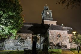 Lais Puzzle - Enkoping, Schweden Die Frauenkirche, Varfrukyrkan, am Abend - 2.000 Teile