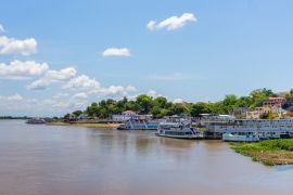 Lais Puzzle - Boote im Hafen von Corumbá, Mato grosso do sul, Brasilien - 2.000 Teile