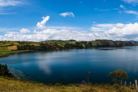 Lais Puzzle - Panorama des Tota-Sees, Boyacá Kolumbien - 2.000 Teile