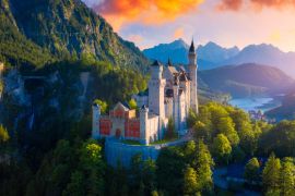 Lais Puzzle - Ansicht von Schloss Neuschwanstein, Füssen, Bayern, Deutschland - 2.000 Teile