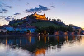 Lais Puzzle - Blick auf die Festung Marienberg. Land Niedersachsen, Deutschland. - 2.000 Teile