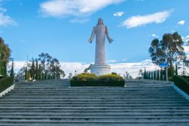 Lais Puzzle - Cristo Rey Statue in Pachuca de Soto - Mexiko. Schöne Christus-Statue auf dem Gipfel des Berges - 2.000 Teile