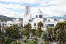 Lais Puzzle - Kathedrale von Ambato und Montalvo Park Ecuador - 2.000 Teile