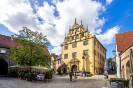 Lais Puzzle - Rathaus, Sulzfeld am Main, Bayern, Deutschland - 2.000 Teile