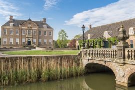 Lais Puzzle - Brücke, die zum historischen Schloss Eerde in Ommen, Niederlande, führt - 2.000 Teile