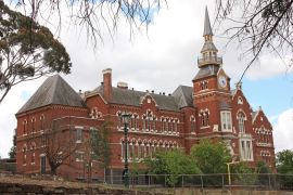 Lais Puzzle - Camp Hill Primary School (erbaut 1878) in Bendigo, Australien - 2.000 Teile