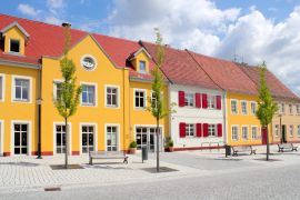 Lais Puzzle - Jüterbog, Sanierte Häuserzeile - 2.000 Teile