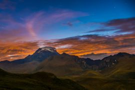 Lais Puzzle - Sonnenaufgang in den Bergen des Vulkans Tolima, Kolumbien - 2.000 Teile
