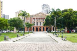 Lais Puzzle - Paz Theater in der historischen Altstadt von Belem do Para, Brasilien - 2.000 Teile