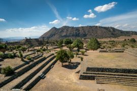 Lais Puzzle - Cantona, Puebla, Mexiko - eine mesoamerikanische archäologische Stätte mit nur wenigen Besuchern - 2.000 Teile