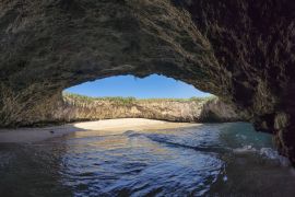 Lais Puzzle - Versteckter Strand auf den Marietas-Inseln am mexikanischen Pazifik, Mexiko - 2.000 Teile