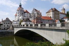 Lais Puzzle - Brücke in Neustadt an der Donau - 2.000 Teile