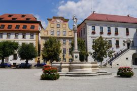 Lais Puzzle - Karlsplatz mit Marienbrunnen in Neuburg an der Donau - 2.000 Teile