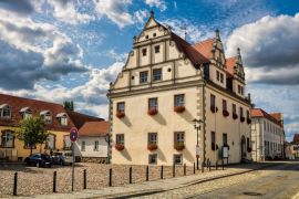 Lais Puzzle - niemegk, deutschland - altstadt mit altem rathaus - 2.000 Teile