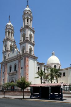 Lais Puzzle - Kathedrale von Culiacan, Mexiko - 2.000 Teile