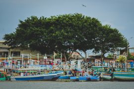 Lais Puzzle - Dock Puerto Pizarro in Tumbes, Hafen Puerto Pizarro in Tumbes, Peru - 2.000 Teile