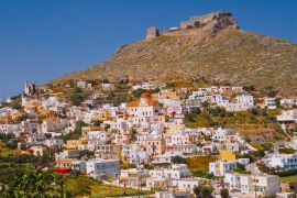 Lais Puzzle - Die Stadt Agia Marina mit der alten venezianischen Burg im Hintergrund. Leros Insel Dodekanes, Griechenland - 2.000 Teile