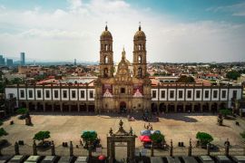 Lais Puzzle - Basilika im Zentrum von Zapopan in Jalisco, Mexiko - 2.000 Teile