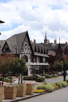 Lais Puzzle - Cidade de Gramado, Rio Grande do Sul, Brasilien - 2.000 Teile