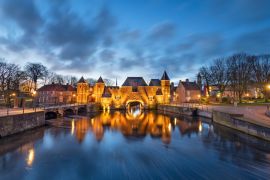 Lais Puzzle - Amersfoort, Niederlande im Koppelport im Morgengrauen - 2.000 Teile