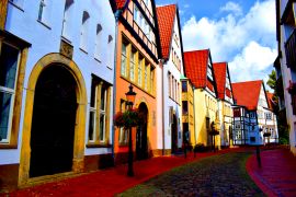 Lais Puzzle - Menden - 2.000 Teile