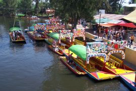 Lais Puzzle - Boote von Xochimilco, Mexiko-Stadt - 2.000 Teile