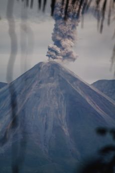 Lais Puzzle - Vulkan Reventador in Ecuador - 2.000 Teile