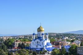 Lais Puzzle - Ukrainisch-orthodoxe Christ-Erlöser-Kathedrale, auch bekannt als Cyrill- und Methodius-Kathedrale in der Stadt Uzhgorod, Ukraine - 2.000 Teile