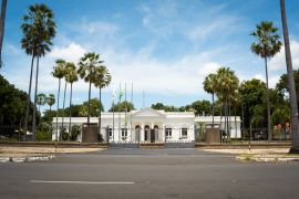 Lais Puzzle - Palast von Karnak, Sitz der Regierung des Staates Piauí, Brasilien - 2.000 Teile