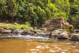 Lais Puzzle - Contamana, Ucayali, Peru, Wasserfallfluss in heissen Quellen, heisses Wasser, Heilwasser - 2.000 Teile