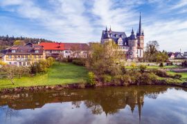 Lais Puzzle - Luftaufnahme von Schloss Ahorn - 2.000 Teile