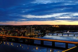 Lais Puzzle - Umea Fluss und Brücken bei Sonnenuntergang, Umea, Vasterbotten, Schweden - 2.000 Teile