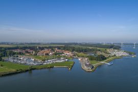 Lais Puzzle - Luftaufnahme der befestigten Stadt Willemstad, Moerdijk in der Provinz Noord-Brabant, Niederlande. Sternförmige Festungsanlagen wurden im späten fünfzehnten Jahrhundert entwickelt - 2.000 Teile