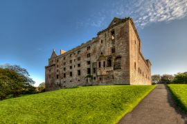 Lais Puzzle - Linlithgow Palace in der Stadt Linlithgow, West Lothian, Schottland - 2.000 Teile