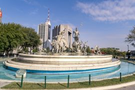 Lais Puzzle - Springbrunnen in Macroplaza, Mexiko - 2.000 Teile