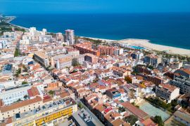 Lais Puzzle - Bild der malerischen Seelandschaft von Mataro - 2.000 Teile