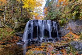 Lais Puzzle - Tatsuzawa Fudo No Taki Wasserfall, Japan - 2.000 Teile