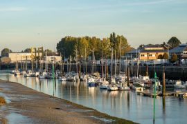 Lais Puzzle - Der Hafen von Etaples-sur-Mer, Frankreich - 2.000 Teile