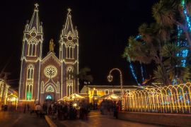 Lais Puzzle - Weihnachtsbeleuchtung in Corrales Boyacá Kolumbien - 2.000 Teile